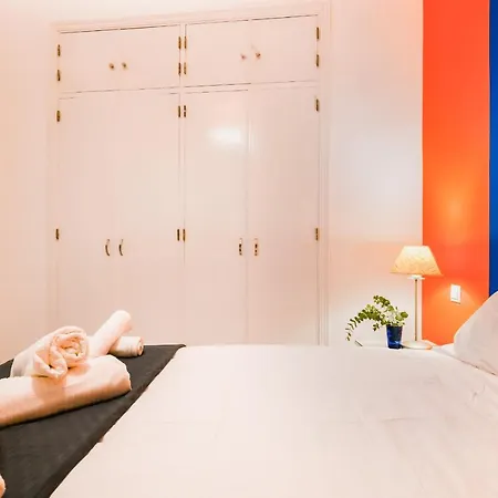 Anfitrion 4 * Seville